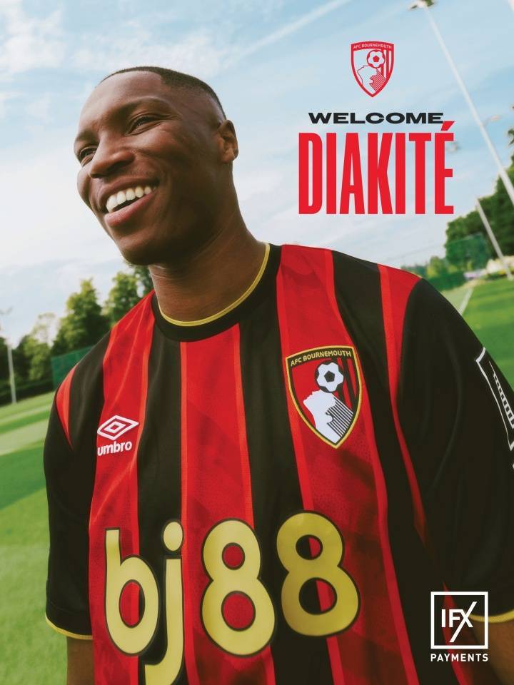 皇冠体育首页-进货！伯恩茅斯官方：24岁后卫迪亚特克加盟，转会费3500万+500万