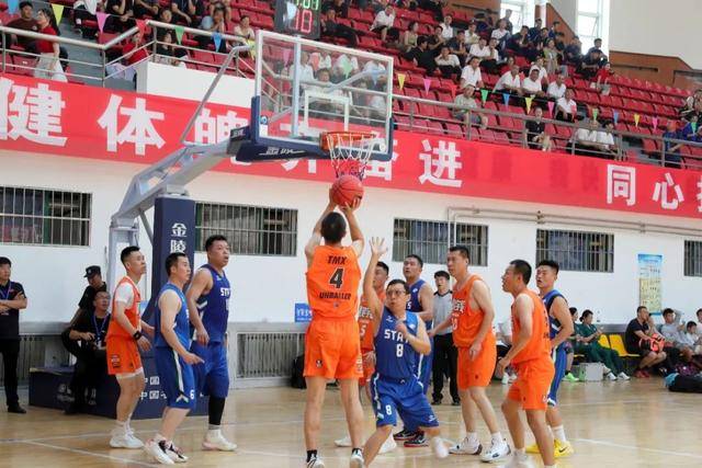 辽宁省朝阳市举办“先锋杯”职工篮球赛