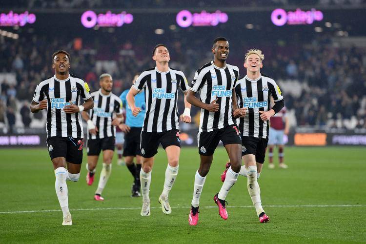 皇冠体育-英超 利兹联VS纽卡斯尔联