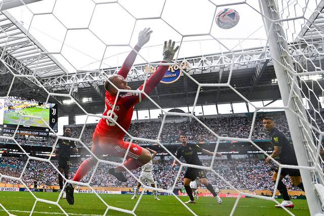 足球世俱杯｜皇家马德里晋级八强