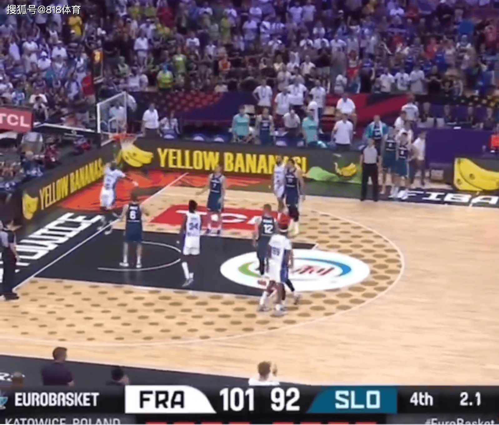 法国队亚布塞莱谈空篮刷分:是东契奇的错!他不该在我们进攻时握手