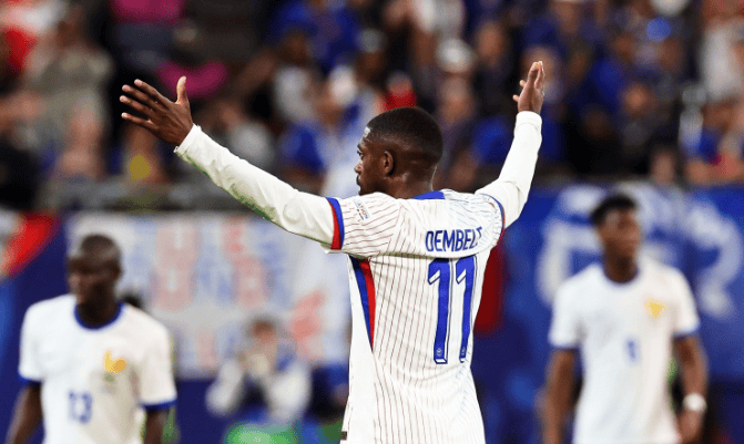 金球巨星缺席训练！法国队官宣变阵！解决德尚难题，姆巴佩再上位