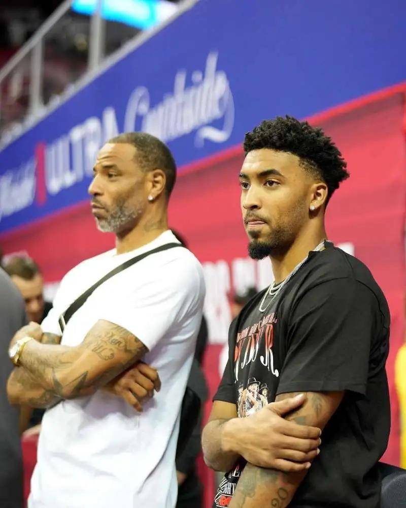 正式裁掉！无球可打！NBA状元把儿子坑了