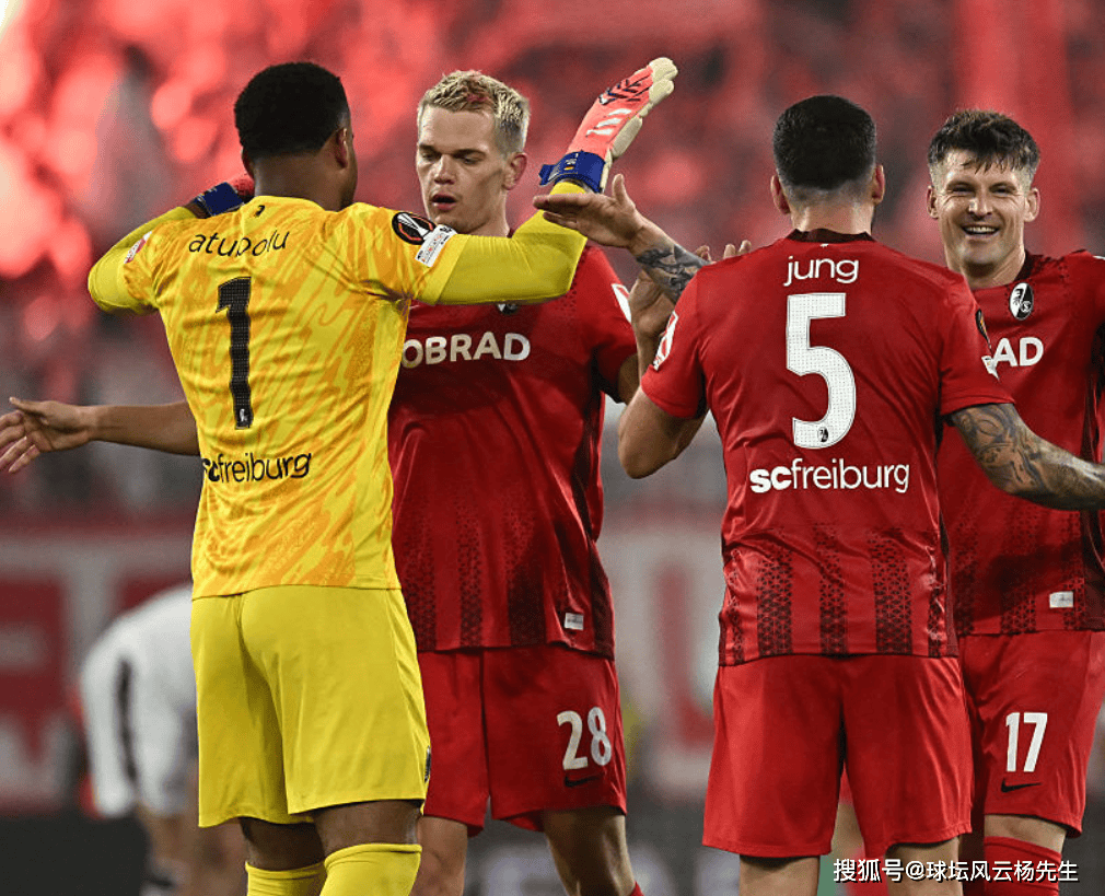 欧联杯爆冷：防守失误送点，博洛尼亚1-1惨遭弗赖堡逼平