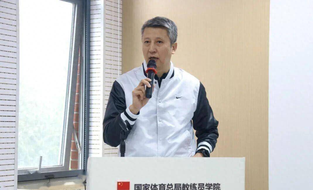 皇冠体育-正式官宣！远赴NBA！郭士强空降亚特兰大老鹰，中国男篮春天来了