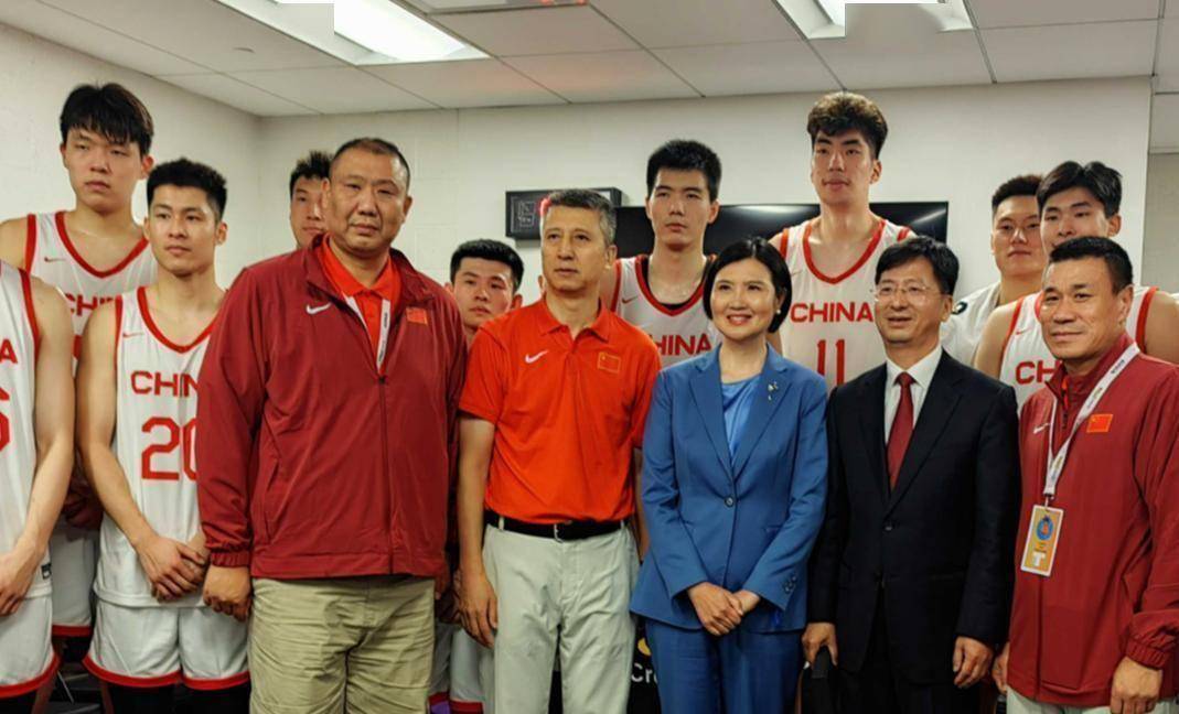 正式官宣！远赴NBA！郭士强空降亚特兰大老鹰，中国男篮春天来了